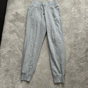 NIKE Gray High Waisted Sweatpants